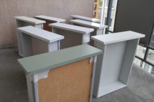 it is best to hire a cabinet painter